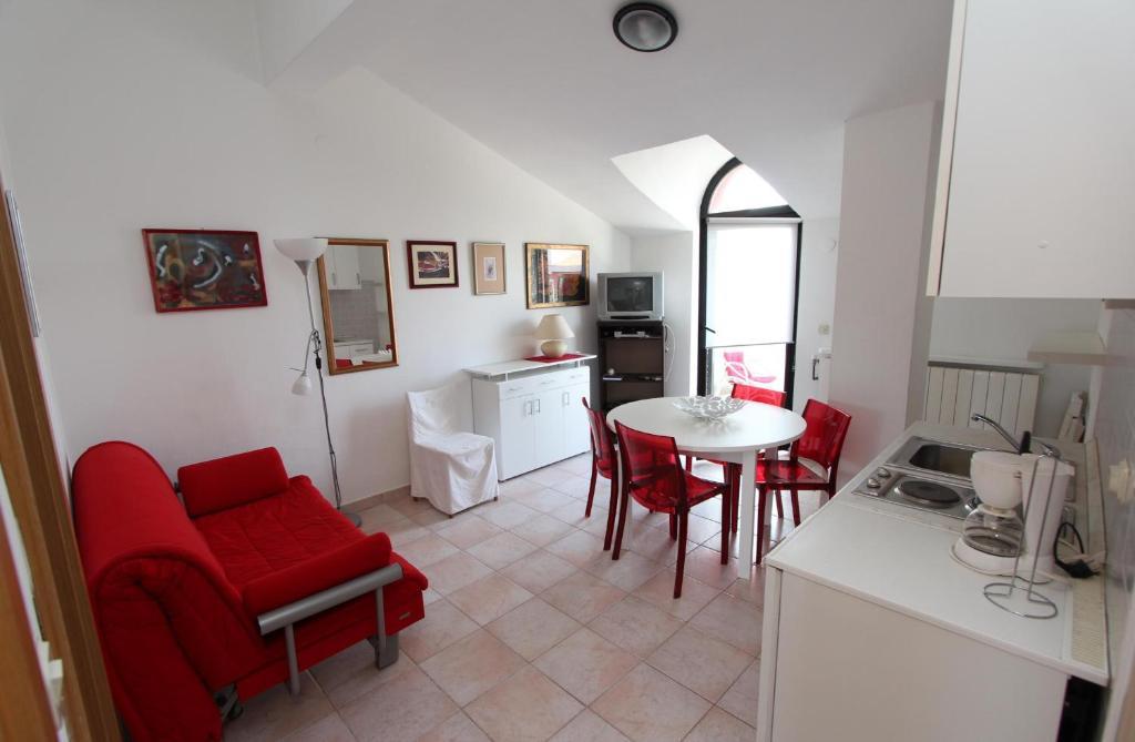 Apartments Milena Ρόβινι Εξωτερικό φωτογραφία